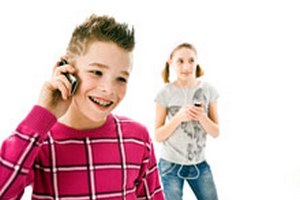 Смартфоны способствуют сексуальным успехам подростков, - социологи