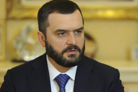Суд заочно арестовал экс-министра Захарченко и его заместителя по делу о российских гранатах на Майдане