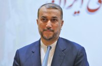 Глава МЗС Ірану заявив, що Іран попередив сусідні держави і США про атаку на Ізраїль