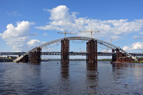 Кличко взял 1,5-2 года на достройку автомобильной части Подольского моста
