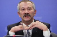 Пинзеник пояснил Азарову, что от кредитов отказываться нельзя