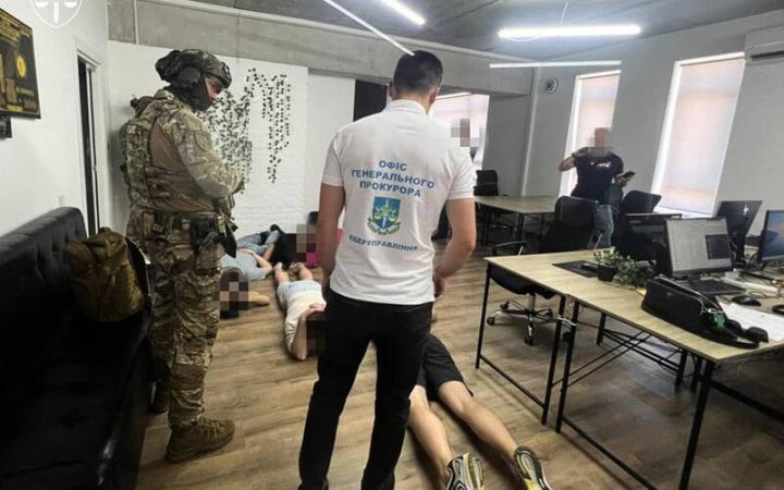 ​Зеленський направ у Раду два законопроєкти щодо заборони шахрайських кол-центрів і захист банківських рахунків