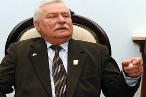 В Киев приехал Лех Валенса
