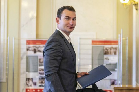 ​Железняк официально сменил Рахманина во главе фракции "Голос"