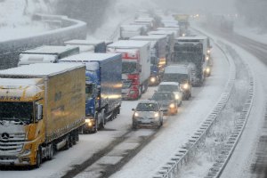 Жертвами снежного шторма в США стали шесть человек
