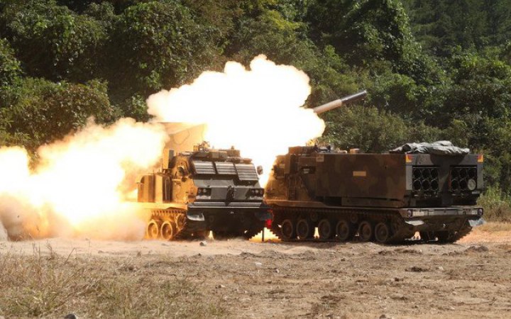 Великобританія просить США дозволити надсилання в Україну РСЗВ, - ЗМІ