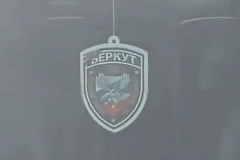Столичного полицейского уволили за шеврон "Беркута" с российским триколором