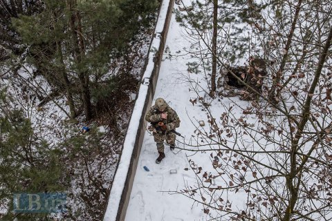 Мешканців Оболонського району Києва просять не виходити через наближення активних військових дій 