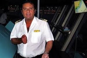 Поведение капитана Costa Concordia в момент крушения сняли на видео