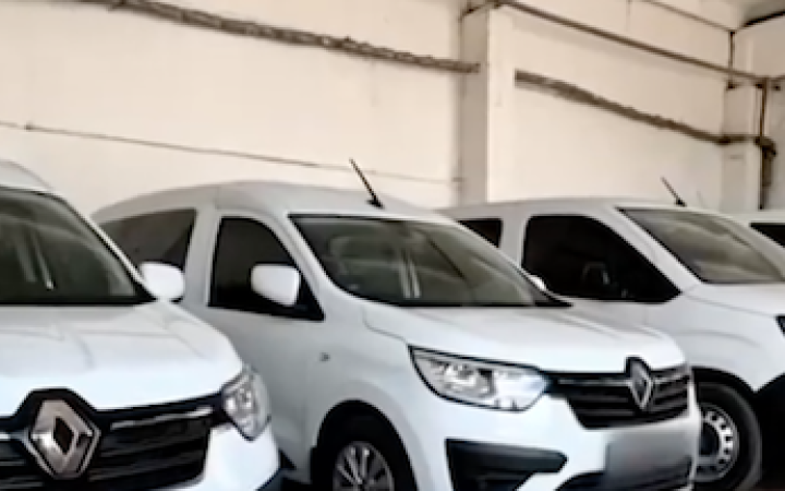 Сапери отримали від Київської громади нові автомобілі