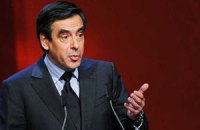 Французский премьер призвал граждан страны есть огурцы