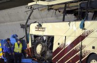 В Албании автобус со студентами упал со скалы 