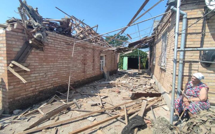 Окупанти обстріляли Нікополь, пошкодили два обʼєкти критичної інфраструктури