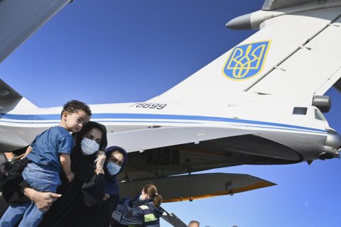 В Афганістані ще залишається понад 100 українців, – Єрмак