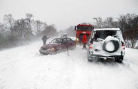 В Одесской и Николаевской областях ограничено движение транспорта из-за непогоды 