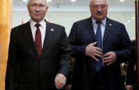 Лукашенко прилетів до Росії на першу зустріч із Путіним після заколоту Пригожина 