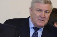 Ежель готов отдать долг за питание солдат только через суд