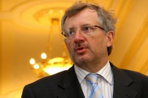 Депутат Европарламента готов поручиться за Луценко