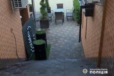 На Обухівщині невідомі приїхали з Києва в місцеве кафе і влаштували стрілянину (оновлено)