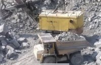 Украинская компания поставила 28 тыс. тонн щебня для строительства Керченского моста, - СБУ