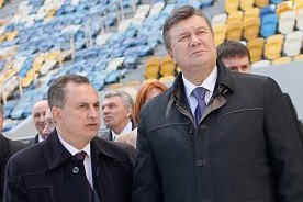 На празднование 80-летия области в Днепропетровск приехали Колесников и Табачник