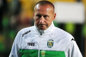 Игроки "Карпат" сплавили главного тренера?