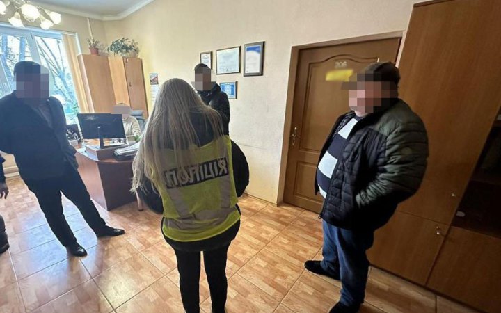 ​Правоохоронці провели обшуки в КП «Київавтошляхміст» і підрядників, залучених до ремонту Південного мосту