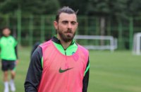 Гравець турецького футбольного клубу випав з другого поверху автобуса під час параду вулицями міста