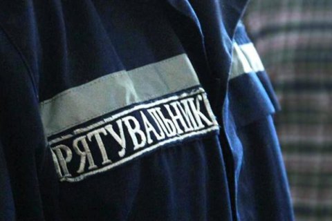 В Киеве произошел пожар в пятиэтажном доме, жителей эвакуировали  