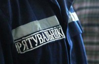 У Києві сталася пожежа в 5-поверховому будинку, жителів евакуювали