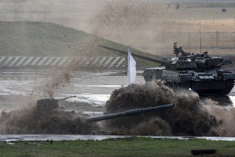 Боевики подтянули к Докучаевску танковую роту, - разведка
