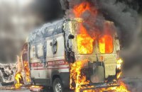 Росіяни атакували авто швидкої допомоги в Херсоні: поранено двох медпрацівників