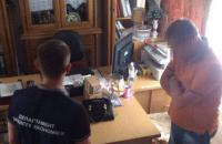 Чиновник Хмельницької облради попався на хабарі $50 тисяч