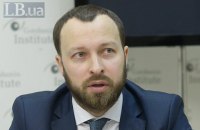 Колишній в.о. глави ДФС Гутенко пояснив премію у 1000% окладу