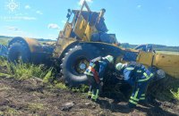 У Харківській області трактор підірвався на міні