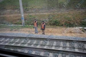 В Мукачево подростки разобрали железнодорожный путь