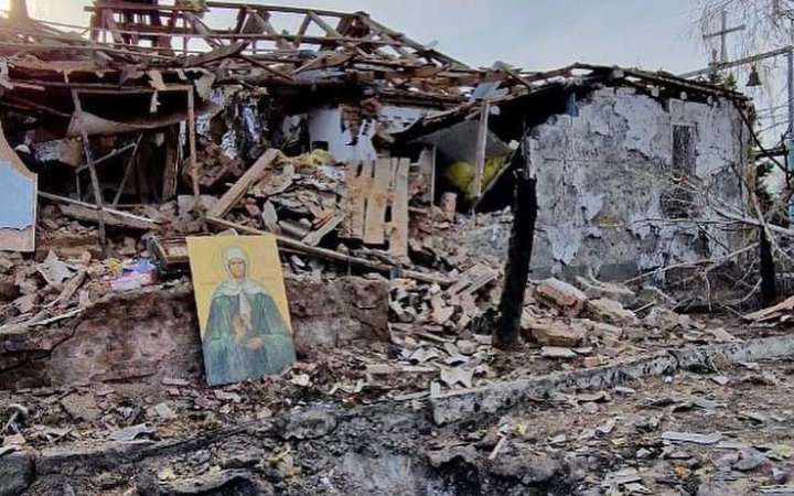 Росіяни вночі вчинили масовану атаку на Запорізьку область, серед обстріляних обʼєктів – храм
