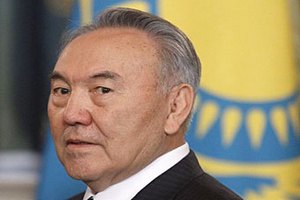 Назарбаев посетил Жанаозен