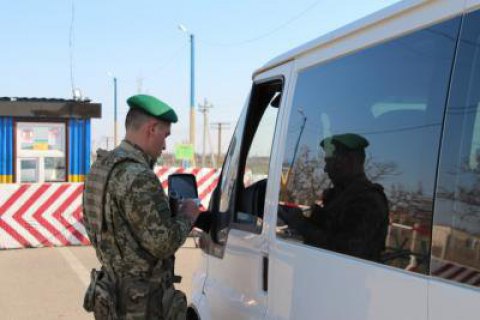 ​Украина закроет почти половину пропускных пунктов (список)