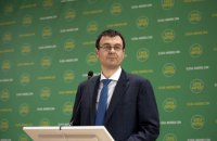 Голова податкового комітету Гетманцев не декларував родинну компанію, а його матір могла мати бізнес в Криму, – Bihus.info