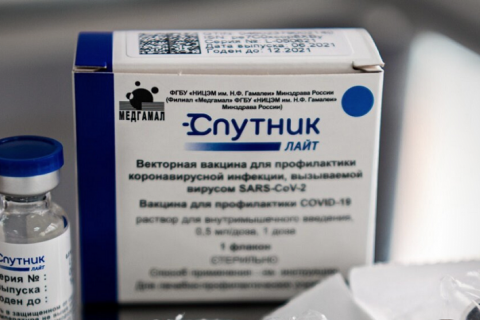 Росія випробовує вакцину Sputnik Light на жителях ОРДЛО, - розвідка