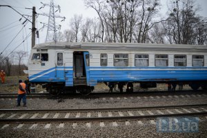 В Луганской области возобновили движение поездов на взорванном участке