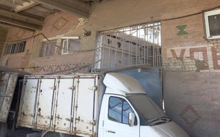 Росіяни обстріляли авіабомбами Берислав та Нову Каховку, є загиблий