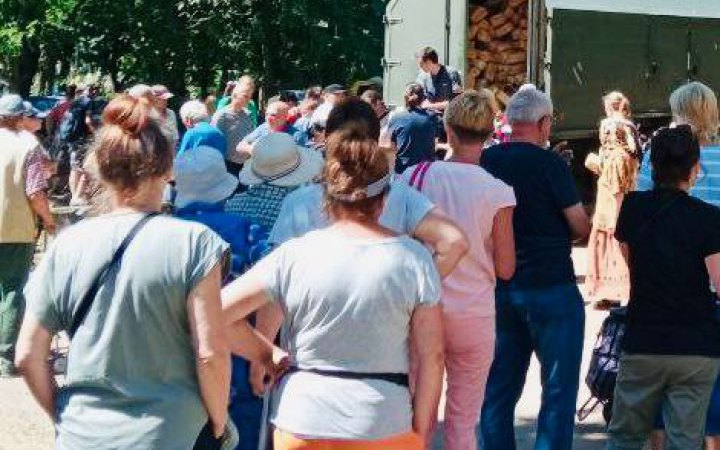 У Маріуполі критично не вистачає їжі, - Андрющенко
