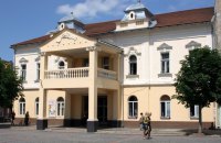 Мукачівський драмтеатр переказав ЗСУ 130 тисяч гривень зі свого заробітку