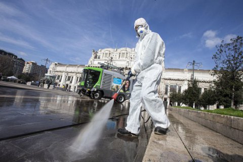 Сербия запретила пожилым выходить на улицу 