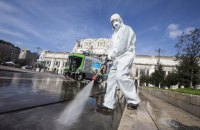 Сербия запретила пожилым выходить на улицу 