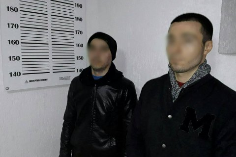 Украинские пограничники задержали двоих россиян, которые незаконно пытались попасть в Венгрию 