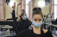 ВООЗ обновила рекомендации по поводу ношения масок детьми