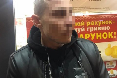 В Киеве возле станции "Черниговская" произошла стрельба из-за конфликта в кафе